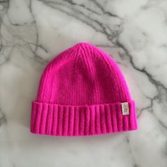 Brand-new Ladies Neon Pink Rona Lambswool Hat