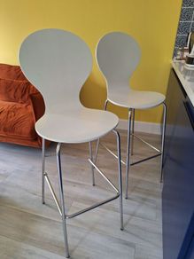 2 x Kitchen Counter High Stools