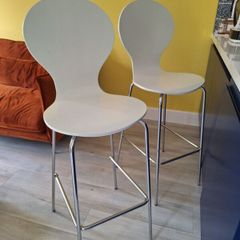 2 x Kitchen Counter High Stools
