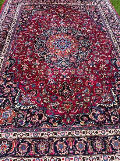 Magnificent Persian Mashad Rug | Hand-Knotted Wool | 370cm X 280cm