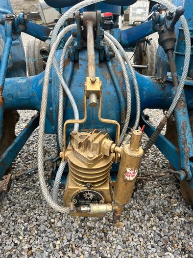 PTO driven air compressor