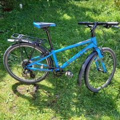 Giant kid's bike, age 7-13
