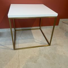 Side table/coffee table