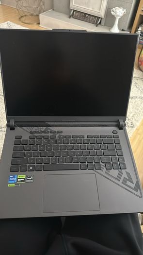 ROG Strix