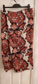 Ladies skirt