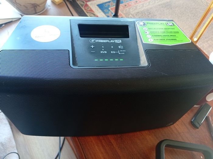 Mackie freeplay live personal p.a. speaker