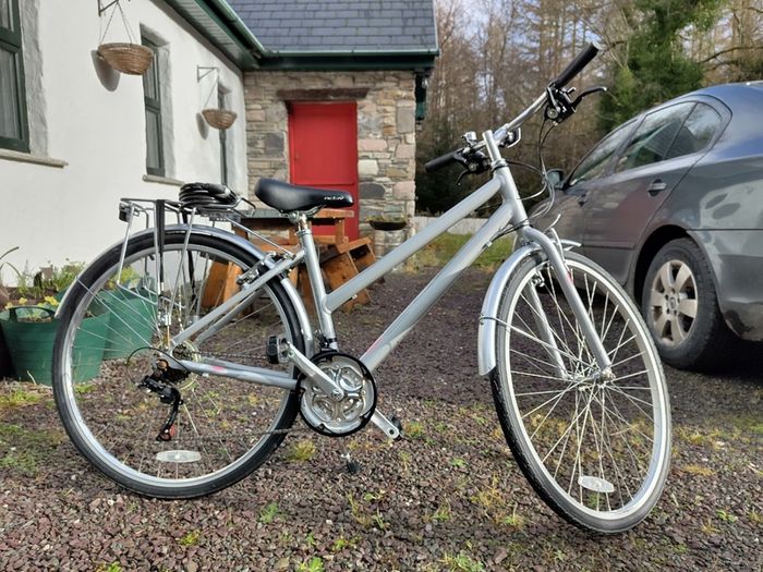 Raleigh Activ Oakland Hybrid Bike