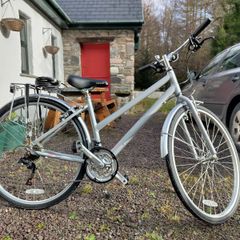 Raleigh Activ Oakland Hybrid Bike