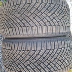 2x 255/40/18 Continental