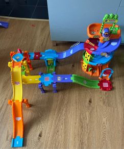 Vtech Toot Toot Drivers Ultimate Parking Tower Set