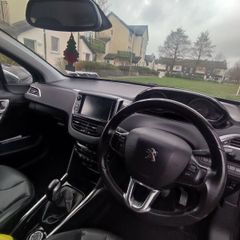 Price Drop// Peugeot 2008 2014