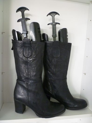 Manas Designer Black Leather boots. Soft All Leather High heel Italian. Uk 6.5 Eu 40. Excellent condition.