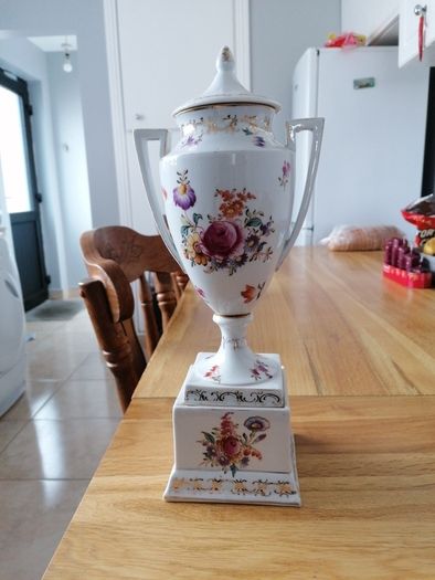 porcelain