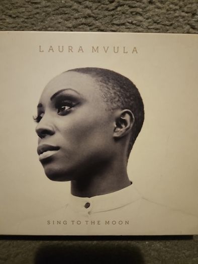 Laura Mvula - Sing To The Moon. 2 CD.