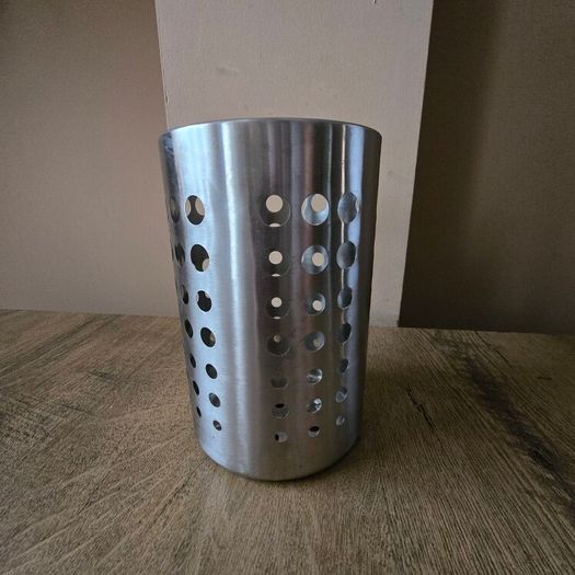 Cutlery holder