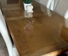 Solid oak 6ft extendable table with glass top and