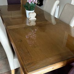 Solid oak 6ft extendable table with glass top and