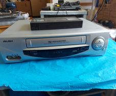 BUSH 6 Head Nicam Stereo VHS Video Recorder, Model No VCR936NSIL, working Perfect and in excellent condition