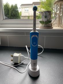 Electric toothbrush