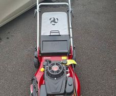 lawnmower  repairs  and  servicing