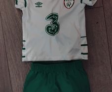 ireland outfit 3 to 6 mts like new