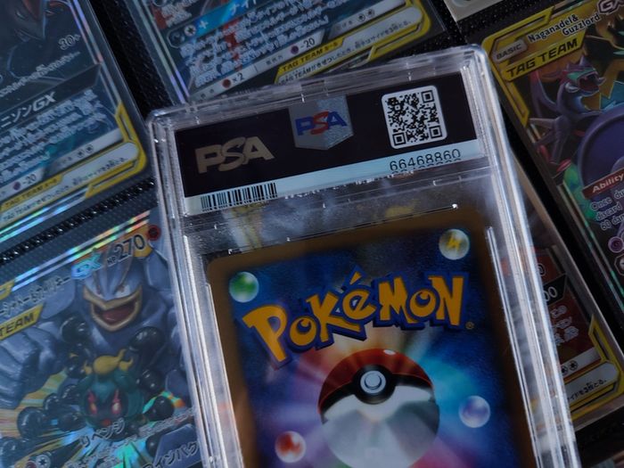 Salamence ! First Edition ! PSA 9 ! Mint ! from Shining Darkness Set ! 2007 ! Japanese Pokemon Card ! Graded !
