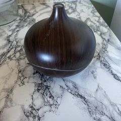 Aromatherapy diffuser