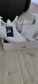 Nike 270s mens trainers