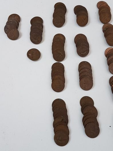 164 x Vintage Half Penny British Coins