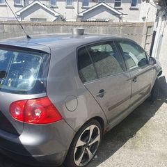 08 Volkswagen golf for breaking