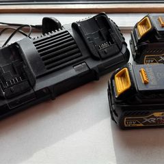 Dewalt batteries and dual charger