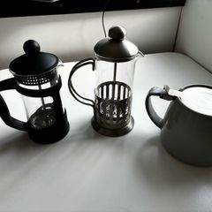 french press x 2 and tea pot