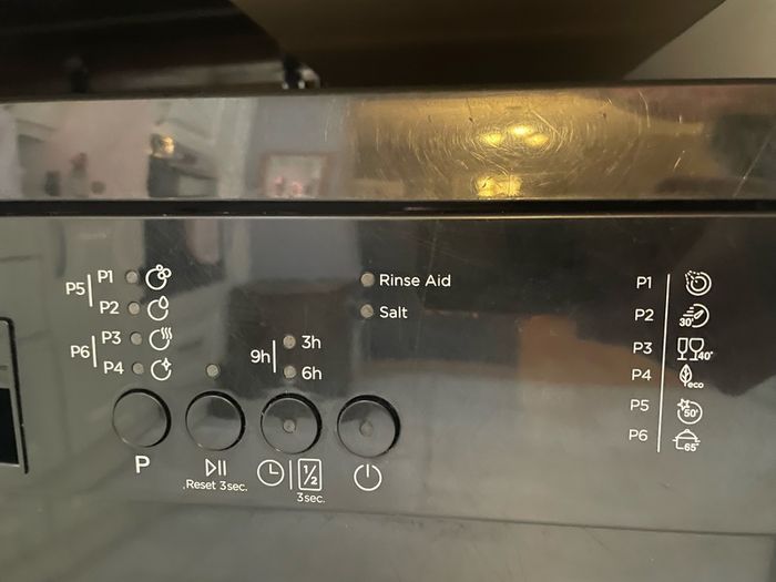 Logik Dishwasher (black) Ono - FOR COLLECTION BEFORE Wednesday