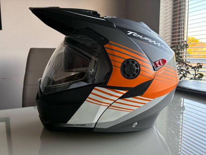 Caberg tourmax helmet