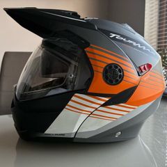 Caberg tourmax helmet