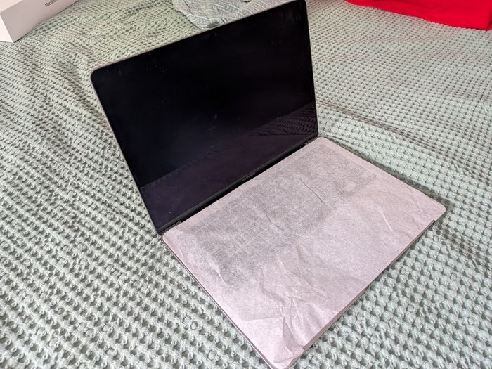 MacBook Air 13.3 perfect condition