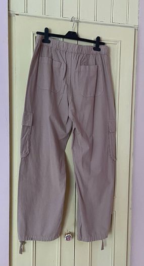 Fab Pull & Bear Dusky Pink Cargo Trousers  Size Large UK 14