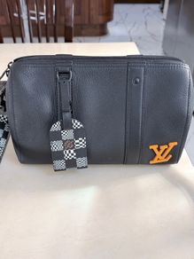 Louis Vuitton city keepall handbag
