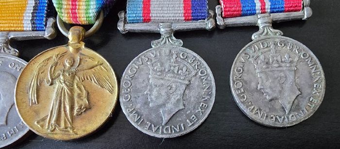 WWI and WWII British Army and Australian Army service medals bar miniature