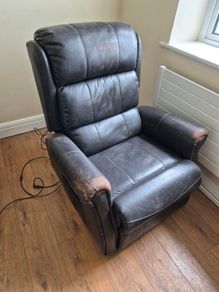 Recliner chair