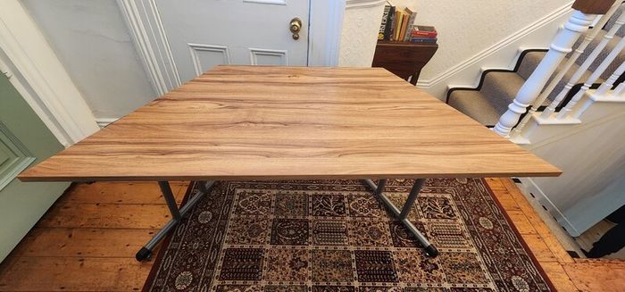 Folding work desk