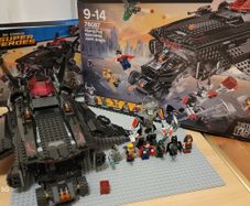 76087 lego flying fox batmobile airlift attack