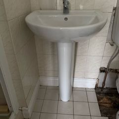 Bathroom fittings