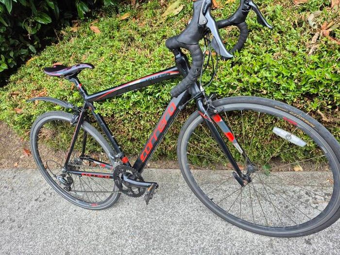 Carrera racing bike