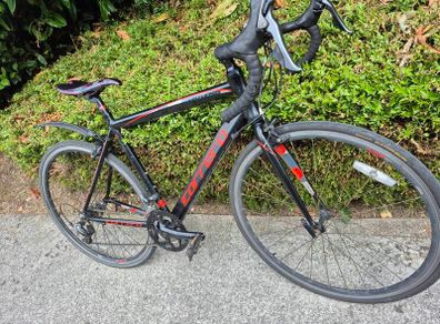 Carrera racing bike
