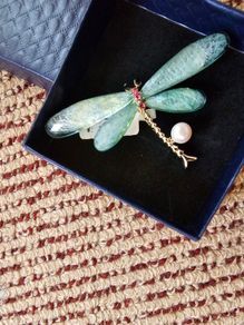 Brand New real pearl dragonfly brooch