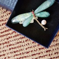 Brand New real pearl dragonfly brooch