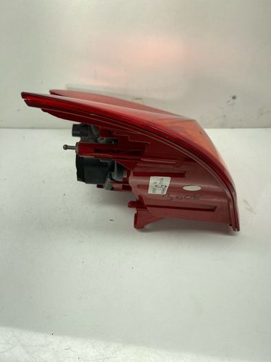 2014 Peugeot 3008 Passenger Side 26030102 Left Rear Light 9683460880 A2l16b23s