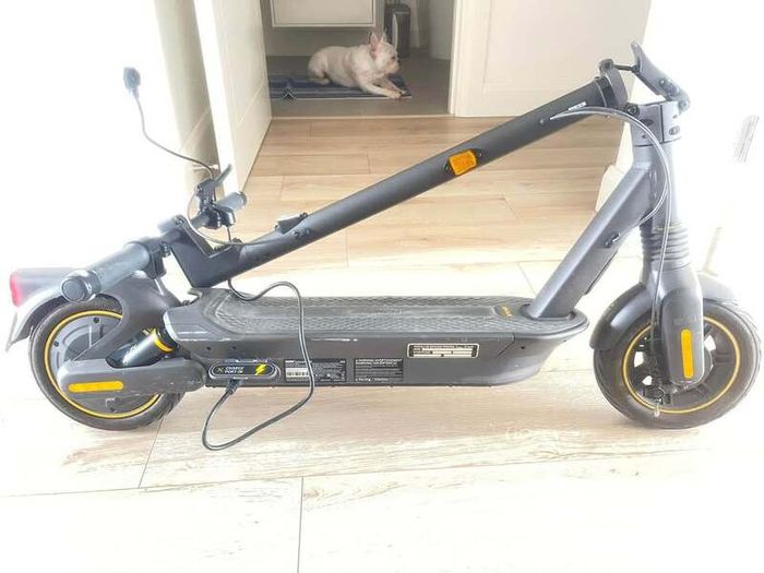 MAX G2 by Segway + Helmet Included!