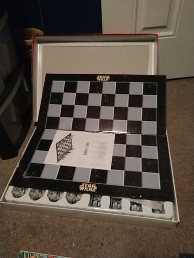 Vintage 1999 Star Wars Chess Set